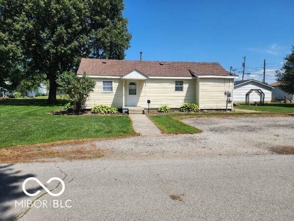 621 Superior Street - Photo 1