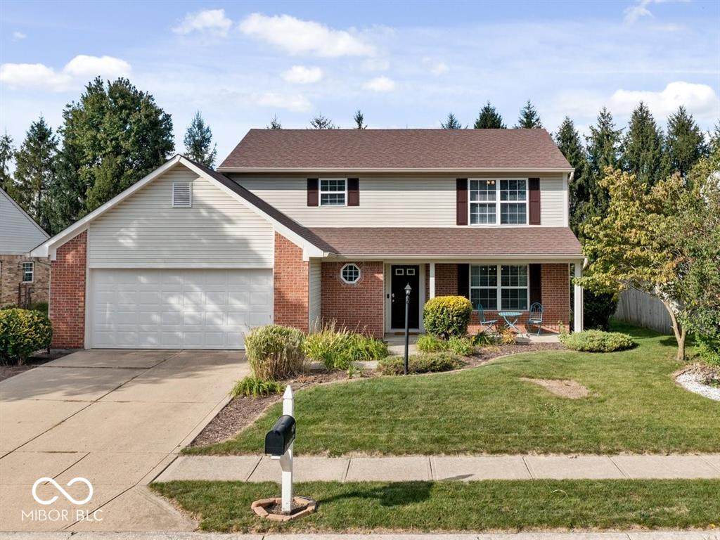 404 Pine Ridge Drive - Photo 1