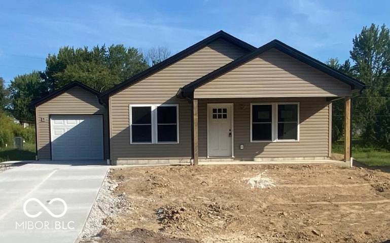 2889 Country Squire Boulevard - Photo 1