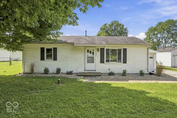 4609 Shelbyville Road - Photo 1