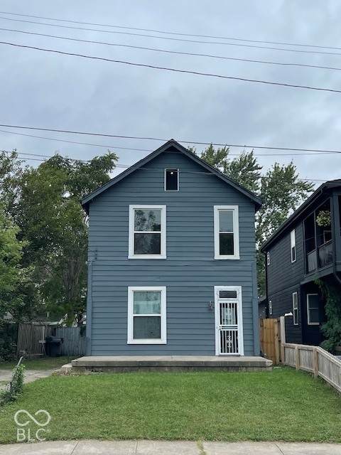 925 Cottage Avenue - Photo 1