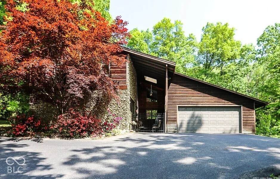 1018 Wildwood Lane - Photo 1