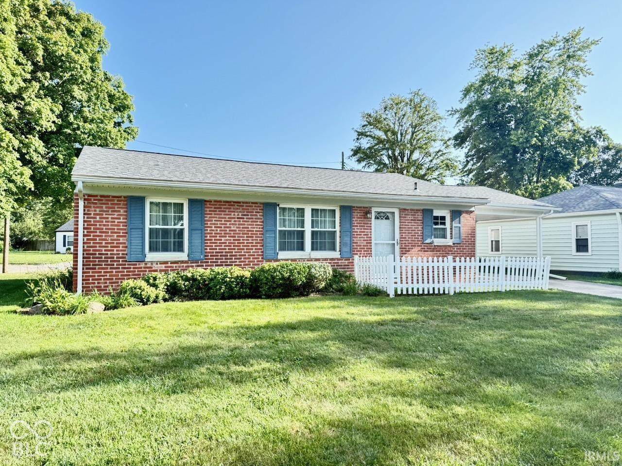 2800 Sycamore Avenue - Photo 1