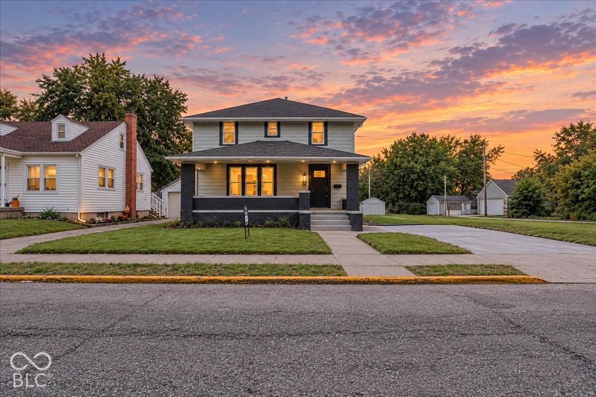 1816 17th Street - Photo 1