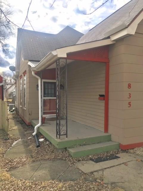 833 Cottage Avenue - Photo 1