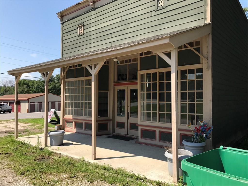 17610 Joliet Road - Photo 1