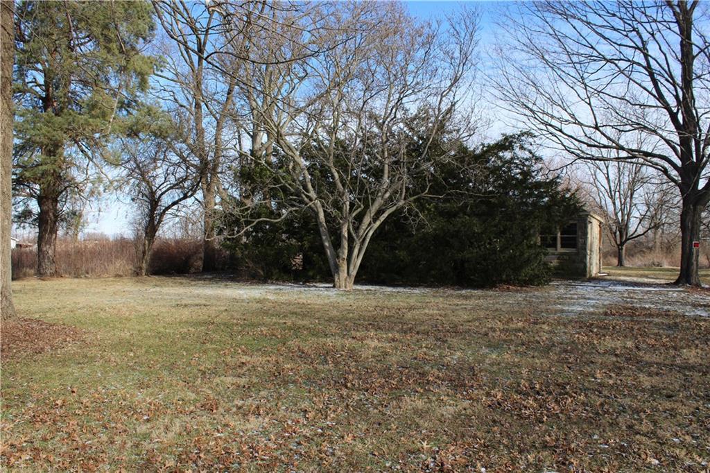 2391 State Road 267 - Photo 1