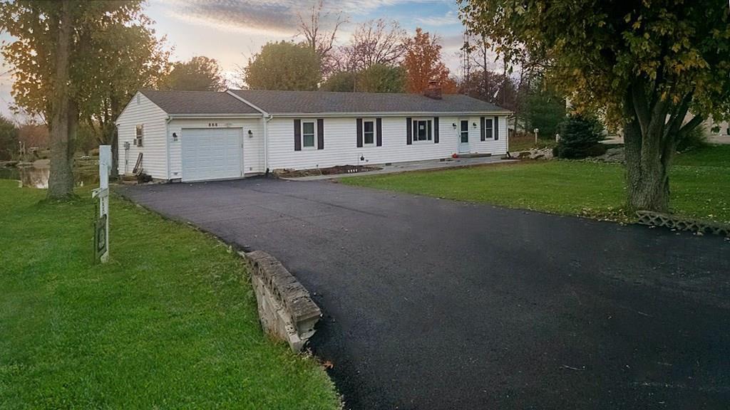 888 Santee Drive - Photo 1