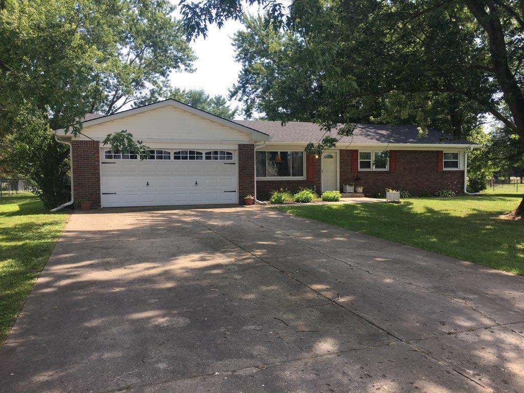 2121 State Road 234 - Photo 1
