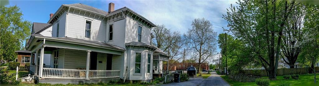 223 6th Street - Photo 1