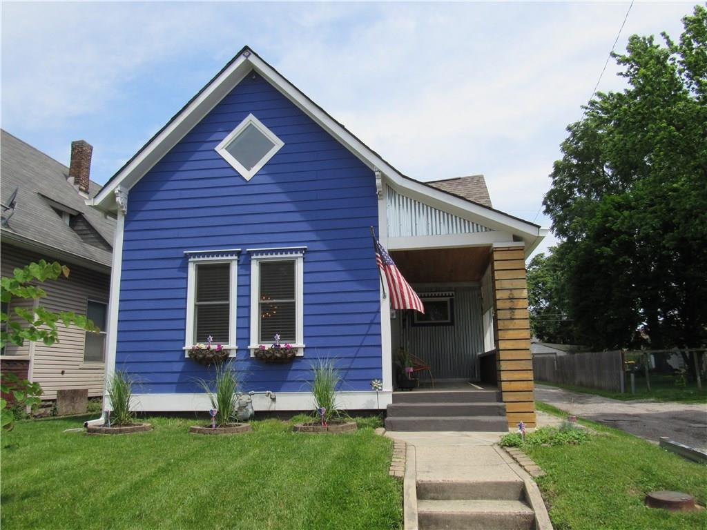 628 Lincoln Street - Photo 1