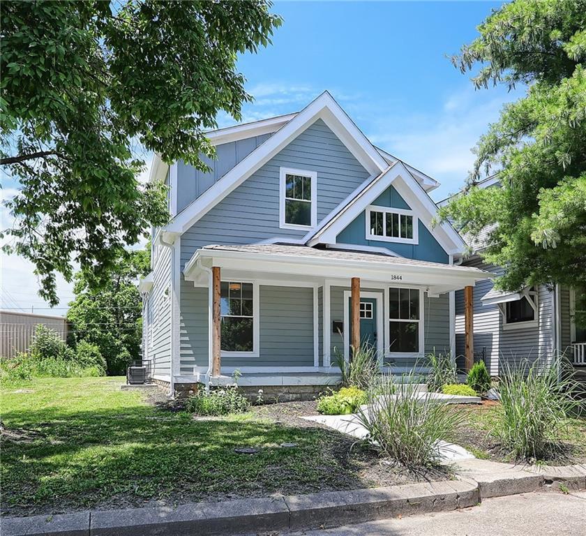 1844 Singleton Street - Photo 1