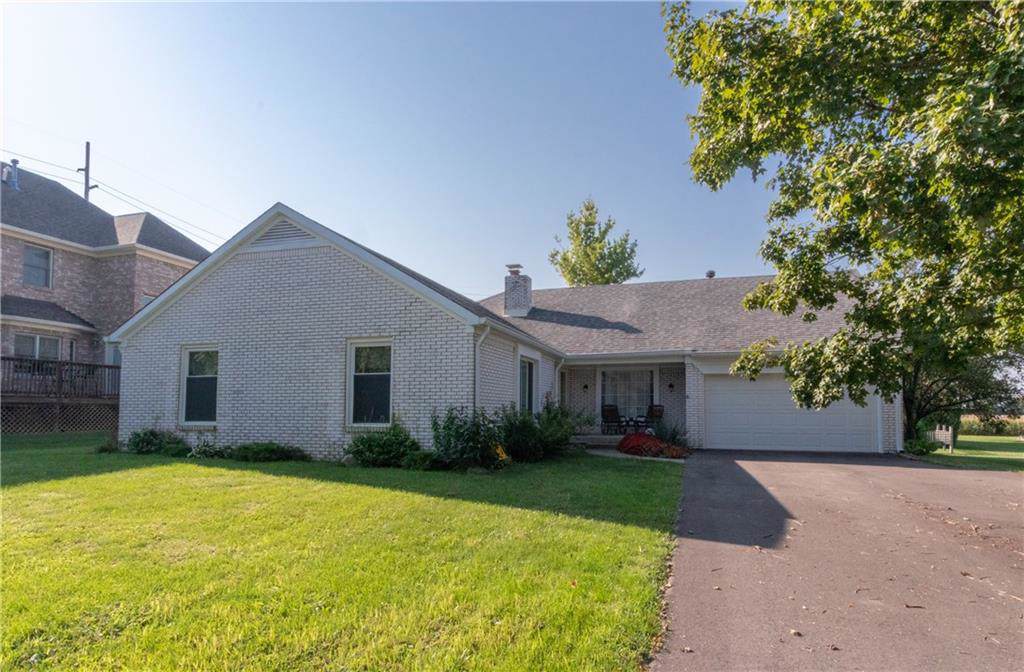 115 Lakeside Court - Photo 1