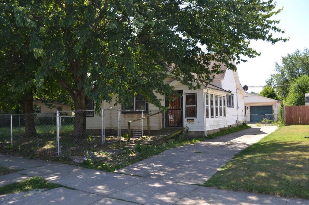1819 Jefferson Street - Photo 1