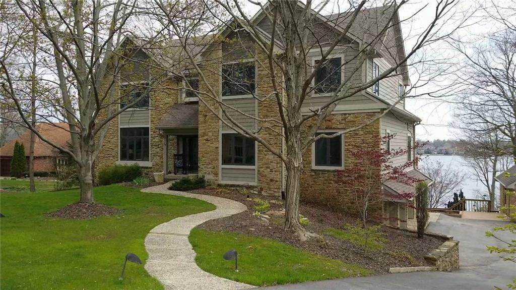 9335 Seascape Drive - Photo 1