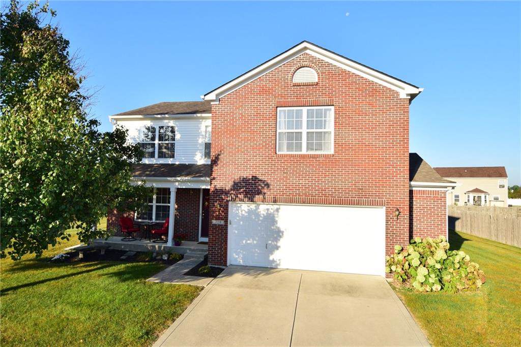 729 Stonehenge Way - Photo 1