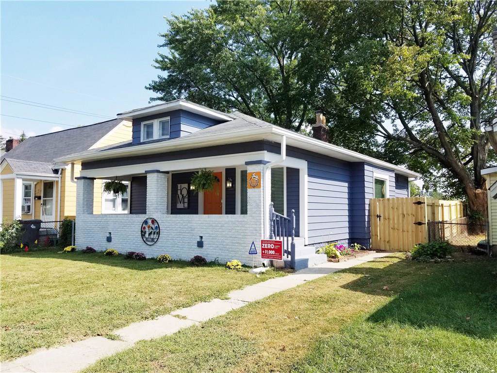 1535 Chester Avenue - Photo 1
