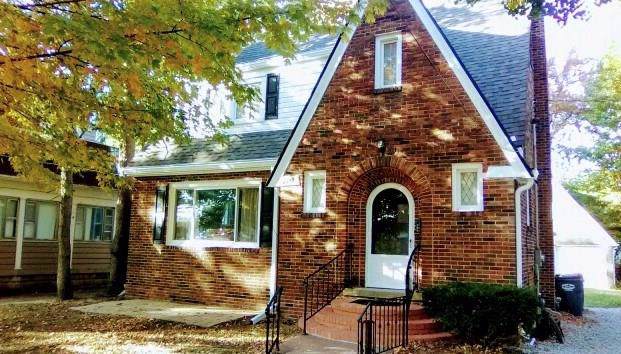 2410 Nichol Avenue - Photo 1