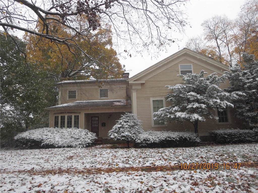 300 Pike Street - Photo 1