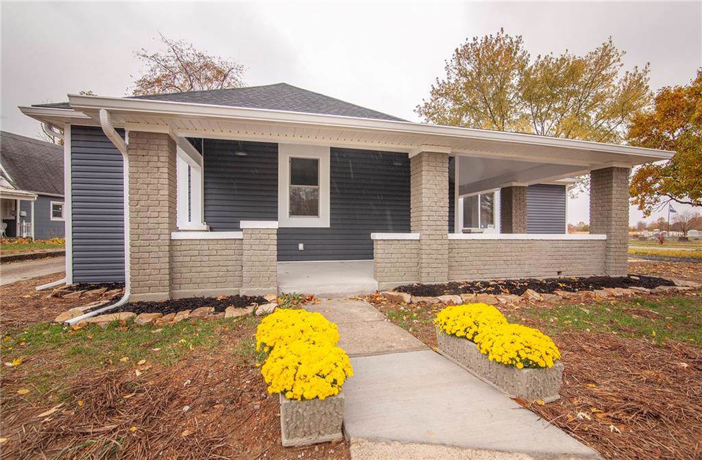 525 Pendleton Avenue - Photo 1