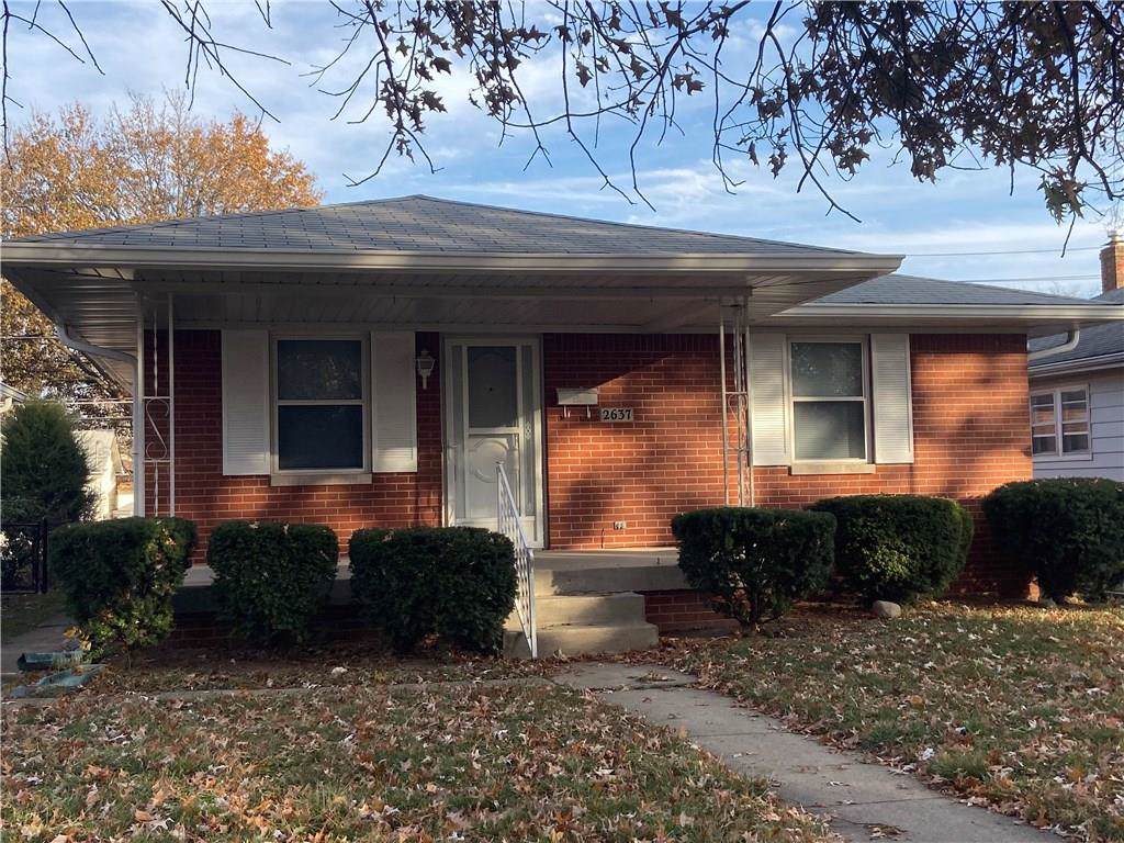 2637 Applegate Street - Photo 1