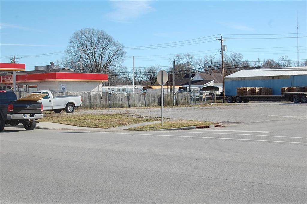 470 Morgan Street - Photo 1