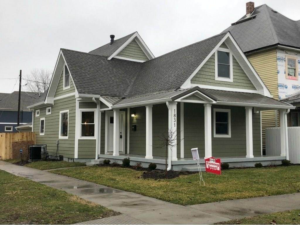 1831 Woodlawn Avenue - Photo 1