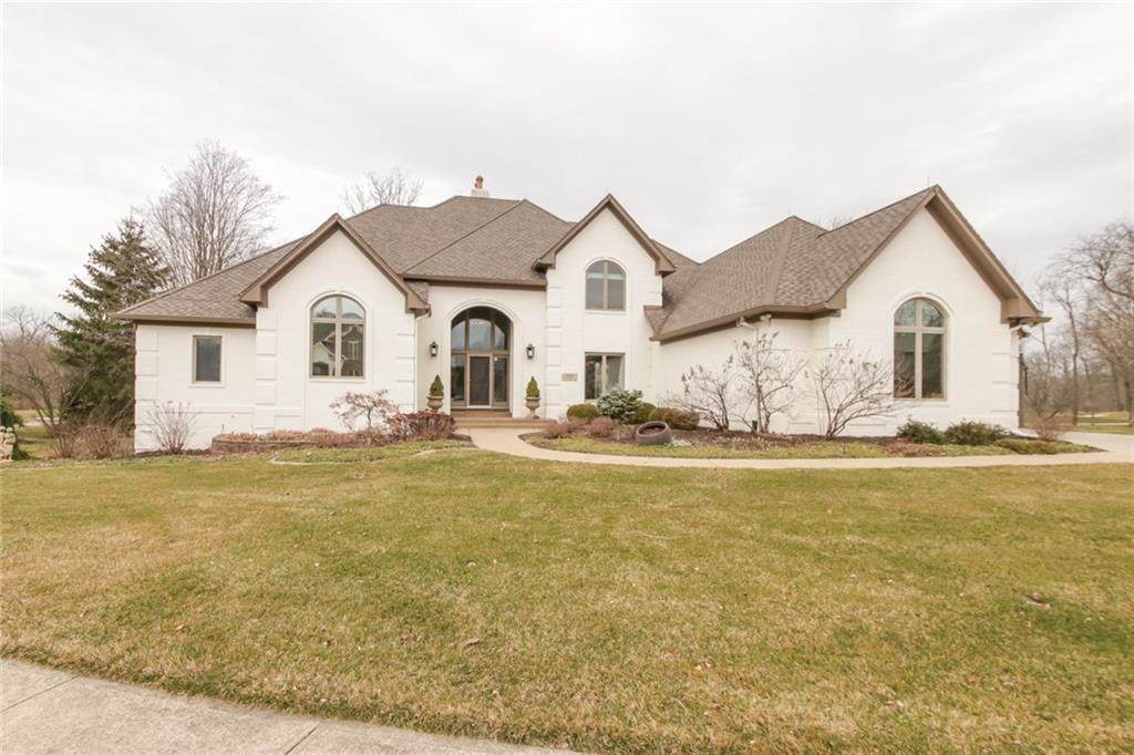 6604 Royal Oakland Place - Photo 1