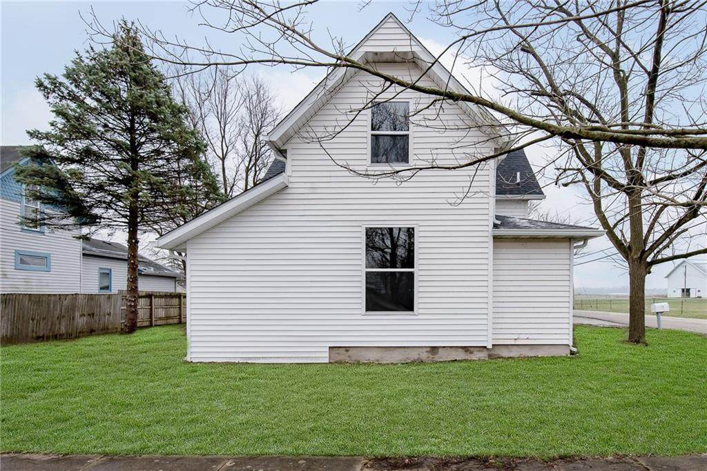 26595 Scherer Avenue - Photo 1