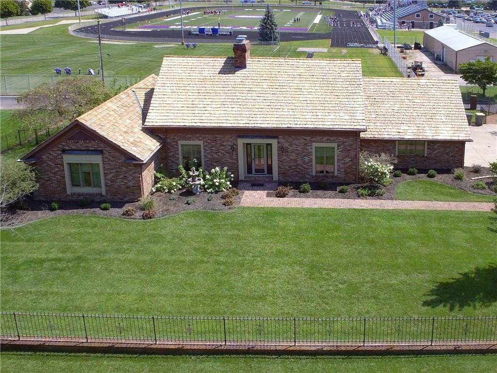 538 Robin Hood Drive - Photo 1
