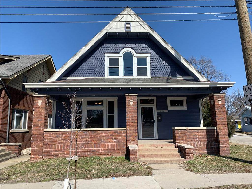 828 Raymond Street - Photo 1