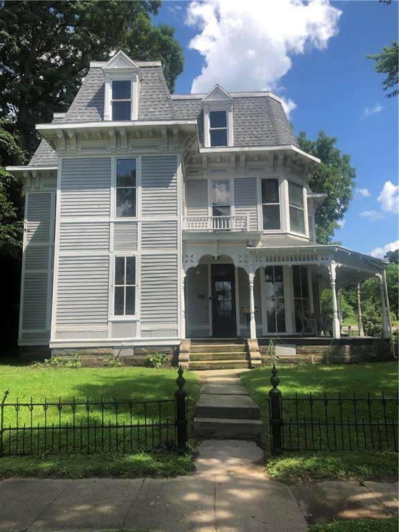 407 Brady Street - Photo 1