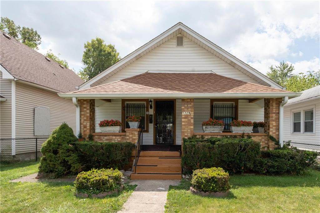 1229 31ST Street - Photo 1