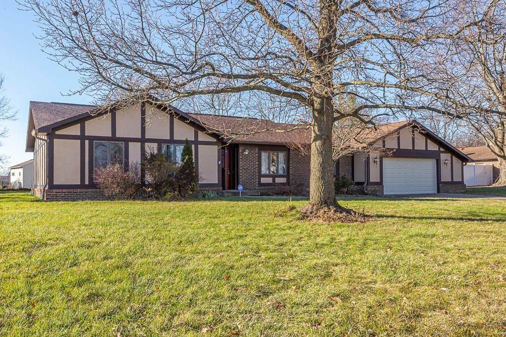871 Granada Drive - Photo 1