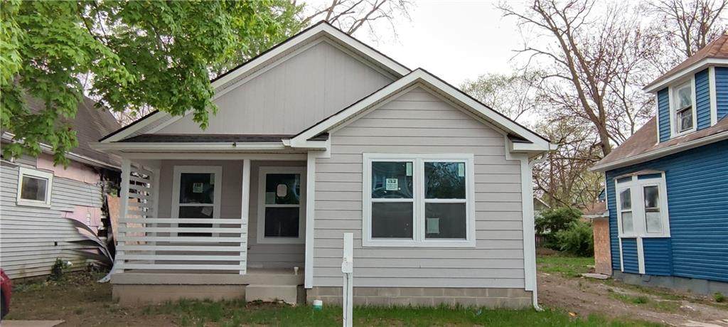 52 Bradley Avenue - Photo 1