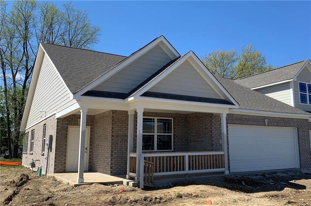 1039 Stallion Court - Photo 1