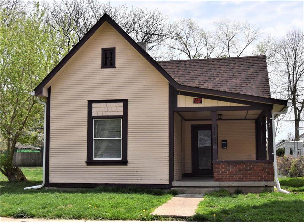 1137 Warman Avenue - Photo 1
