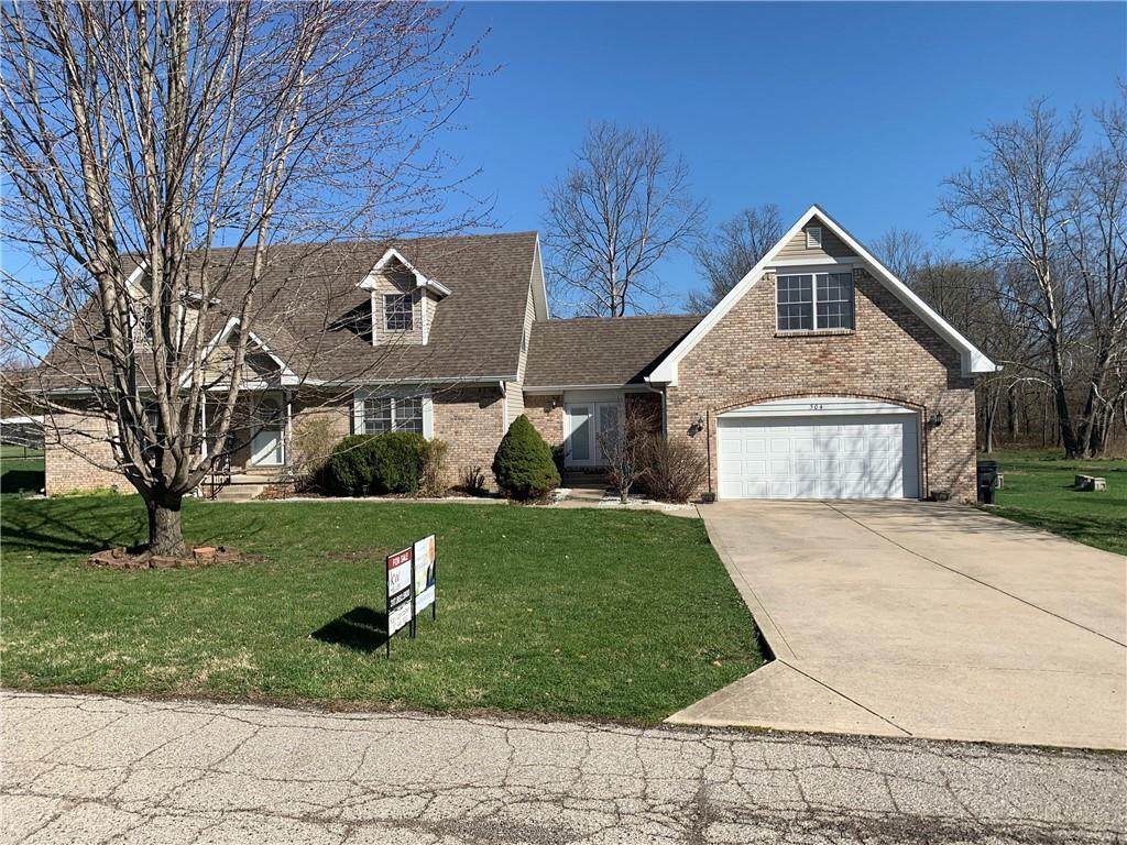 304 Mcclure Boulevard - Photo 1