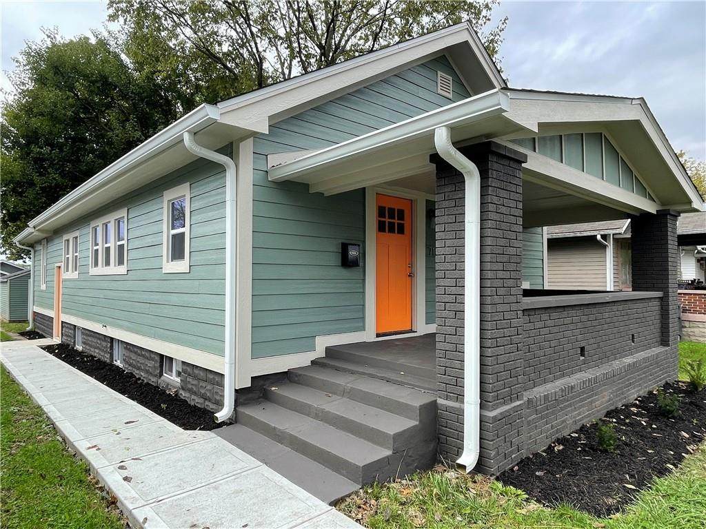 714 Bradley - Photo 1