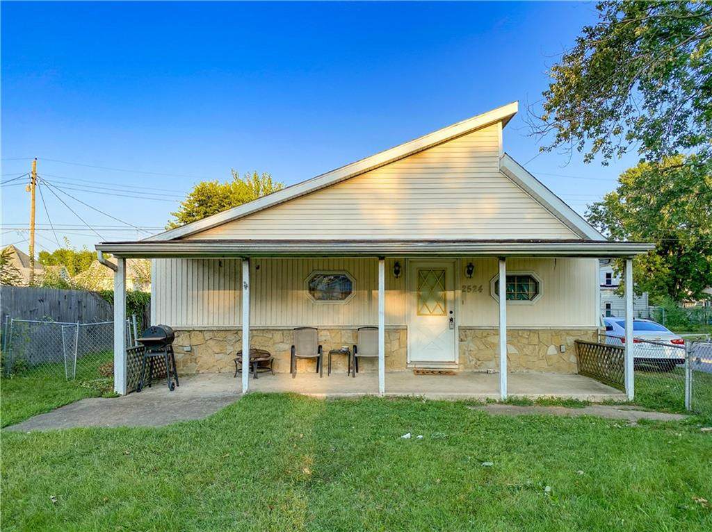2524 6th Street - Photo 1