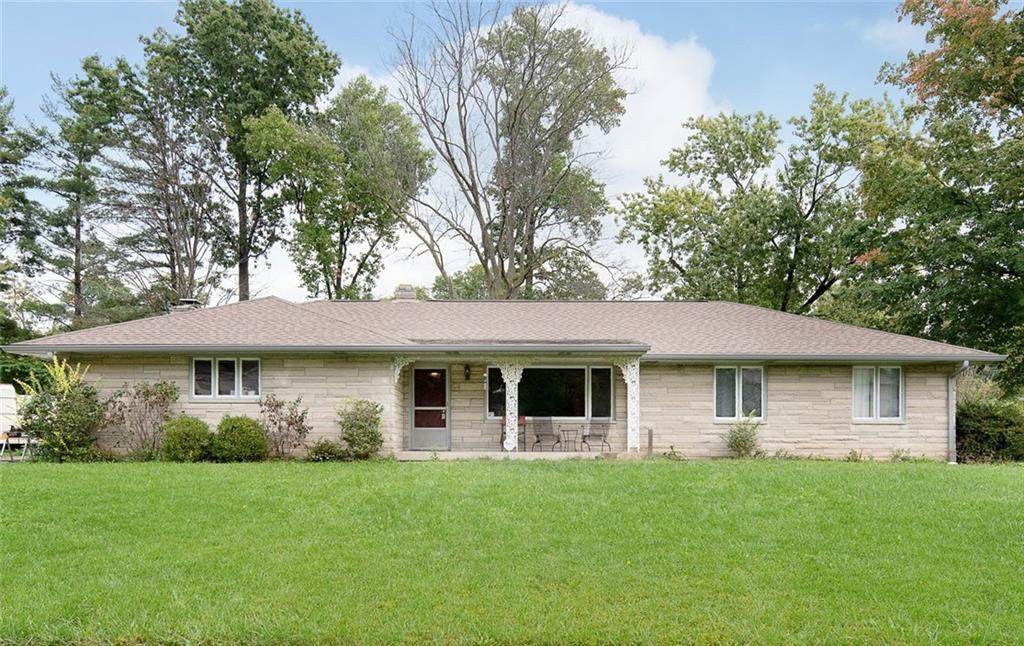223 Carlin Drive - Photo 1