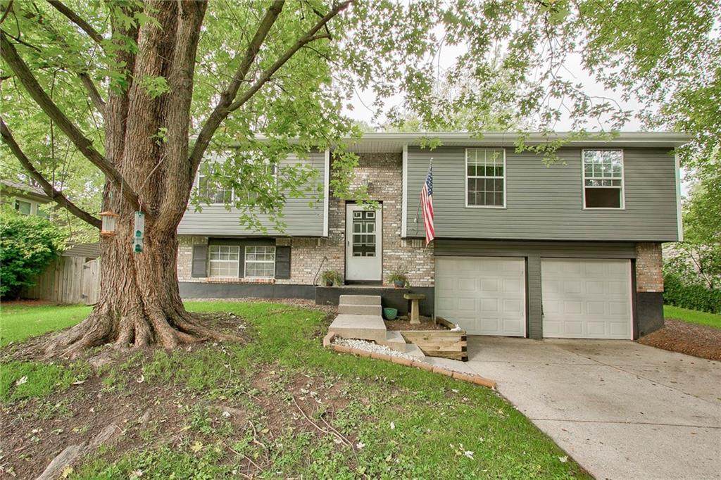 11415 Crestview Drive - Photo 1