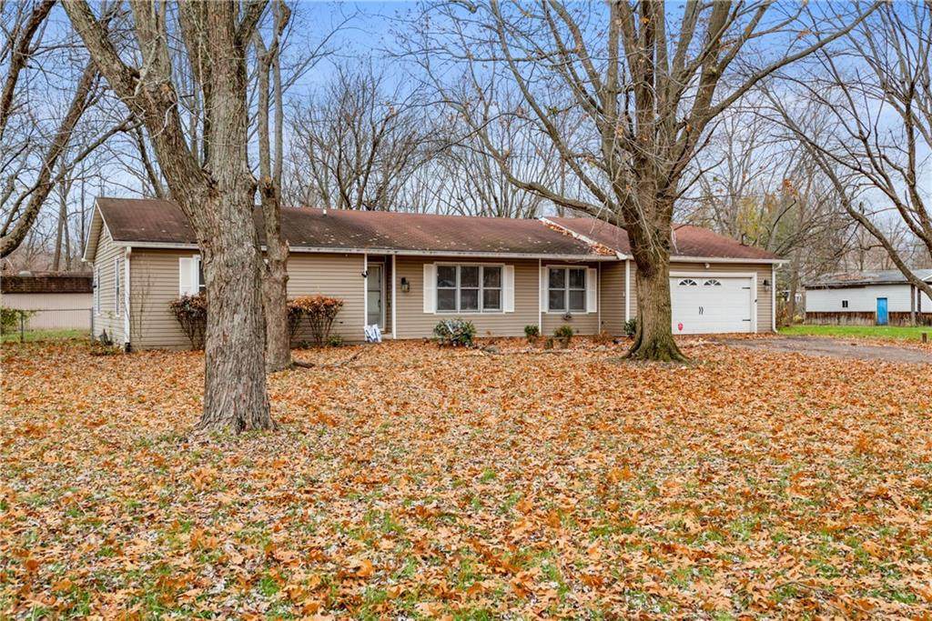 422 Fenton Avenue - Photo 1