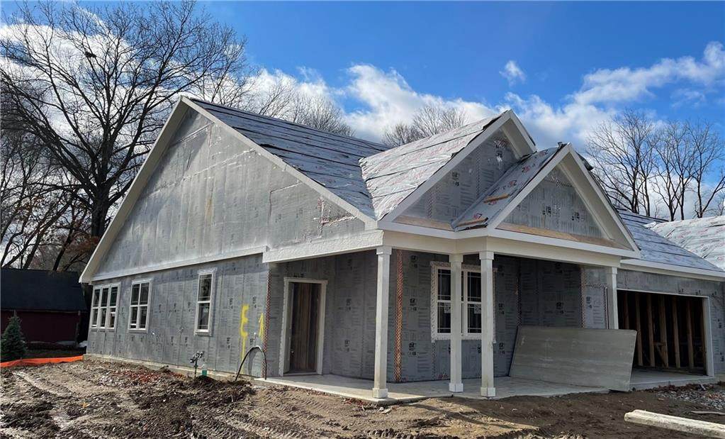 6335 Stallion Way - Photo 1