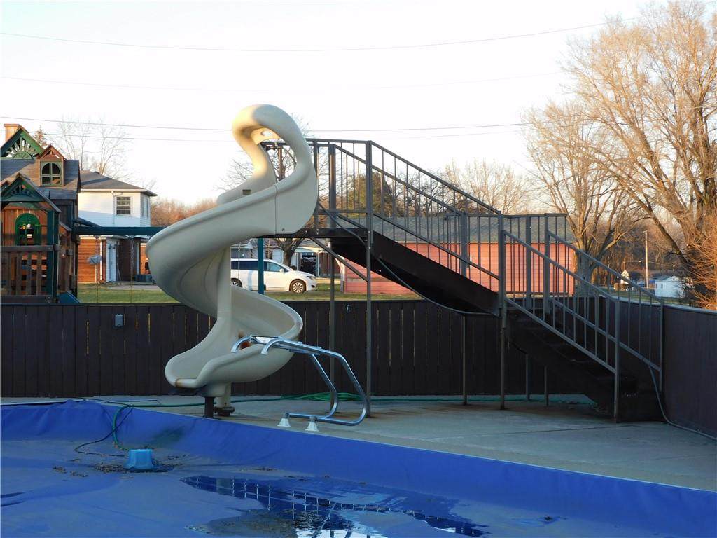 376 Aztec Drive - Photo 1