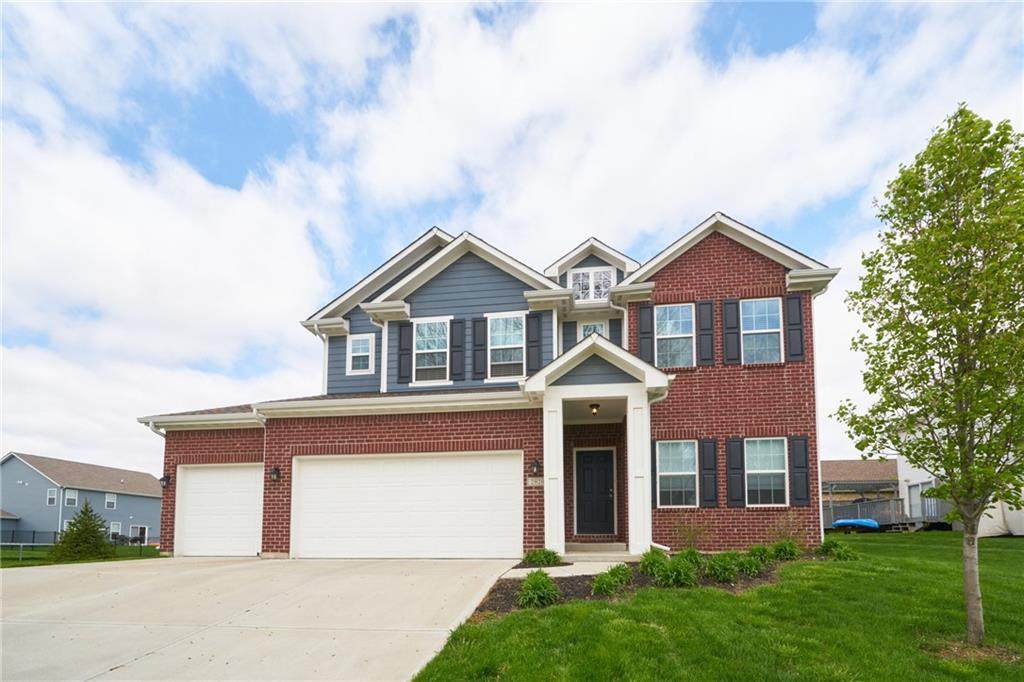 2020 Eagles Ridge Drive - Photo 1