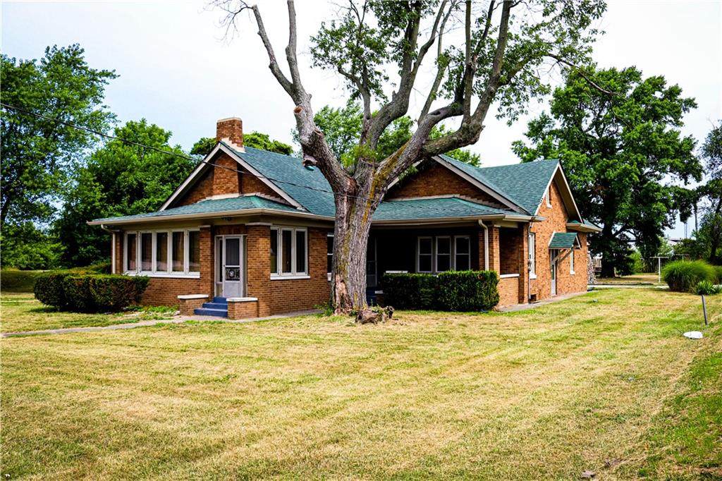 7000 Southeastern Avenue - Photo 1
