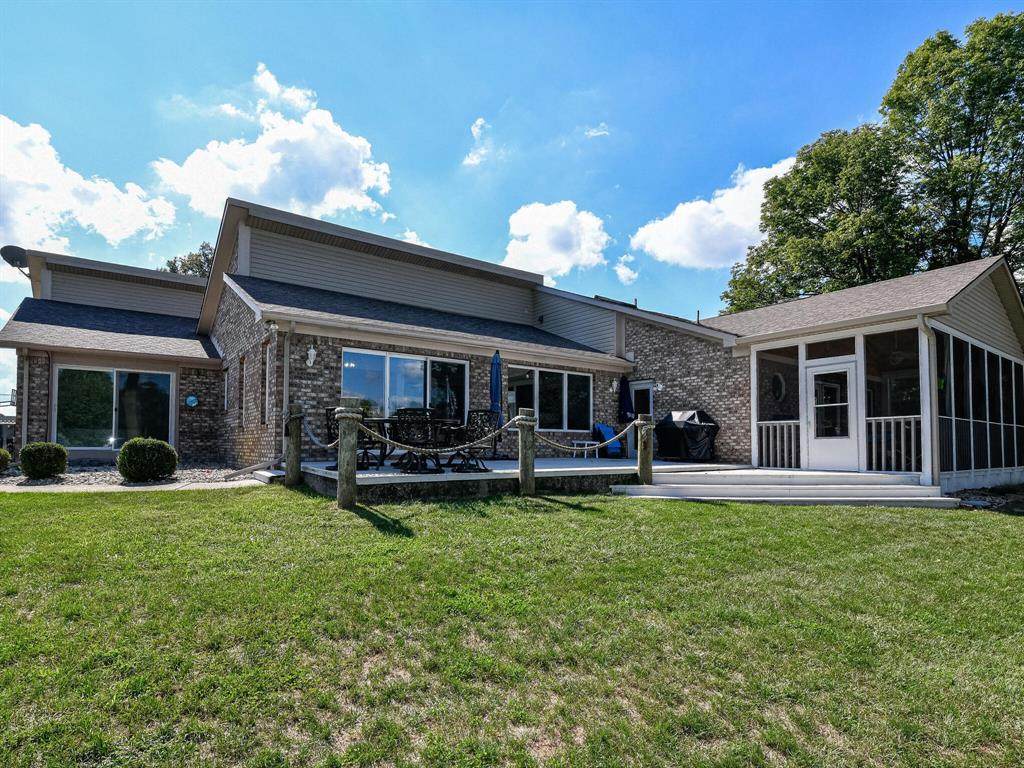 187 Mill Springs - Photo 1