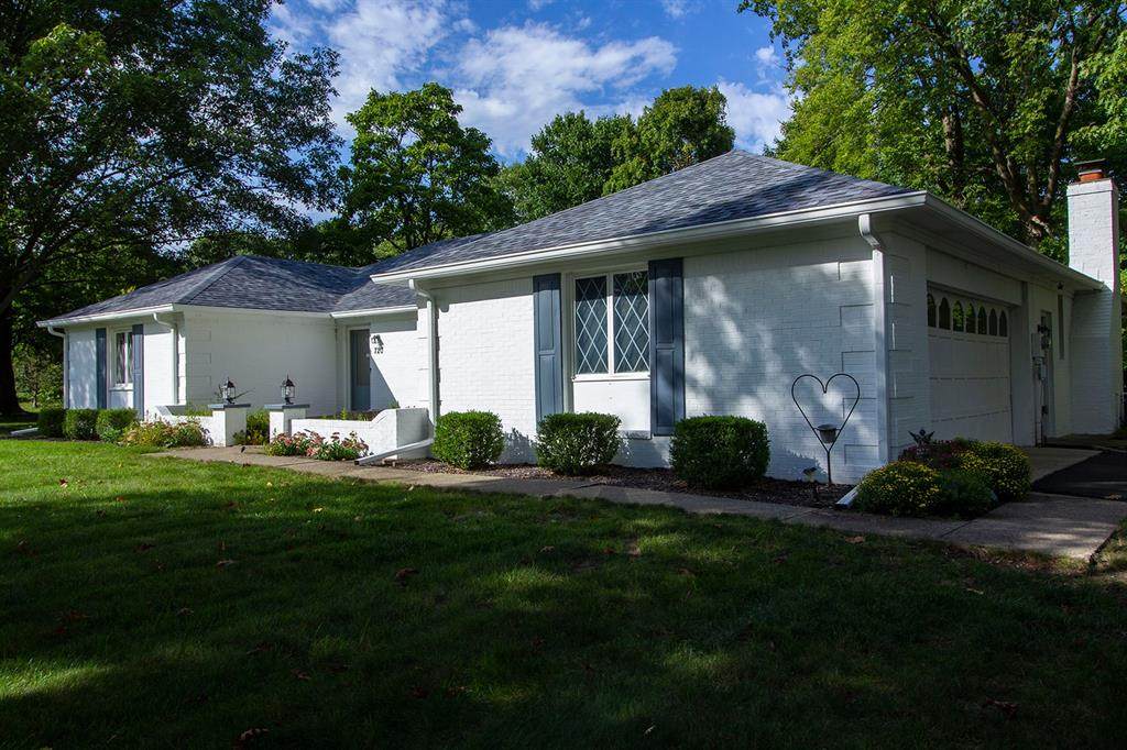 720 Harbour Drive - Photo 1