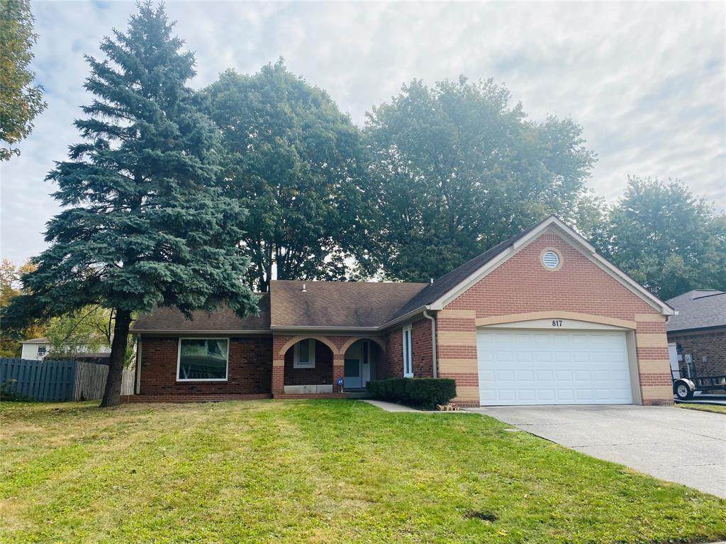 817 Summitcrest Drive - Photo 1